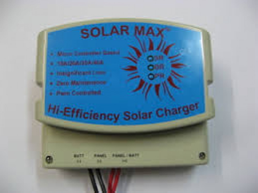   Solar Charge Controller 12V/20AMP
